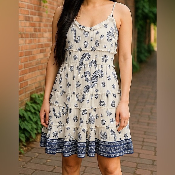 Cute Paisley Sundress - Picture 1 of 7